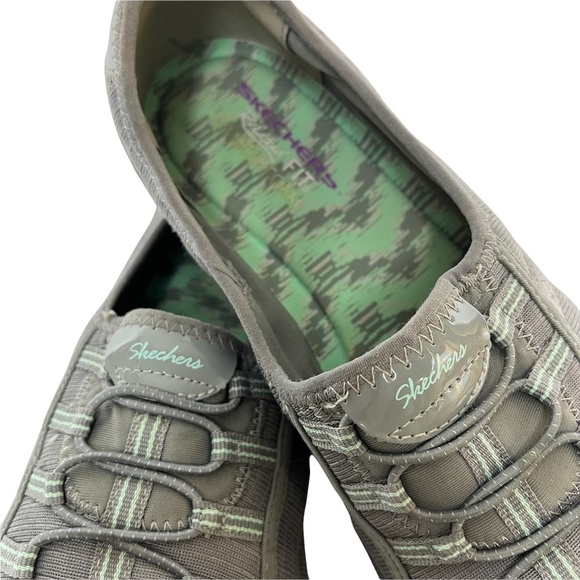 Skechers Relaxed Fit Breathe Easy Allure Gray Slip On Sneakers Shoes Size 10 - Picture 8 of 13